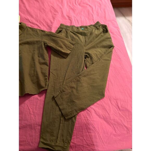 Benetton Olive Green Safari Suit Set, size Petite Medium - Picture 3 of 10